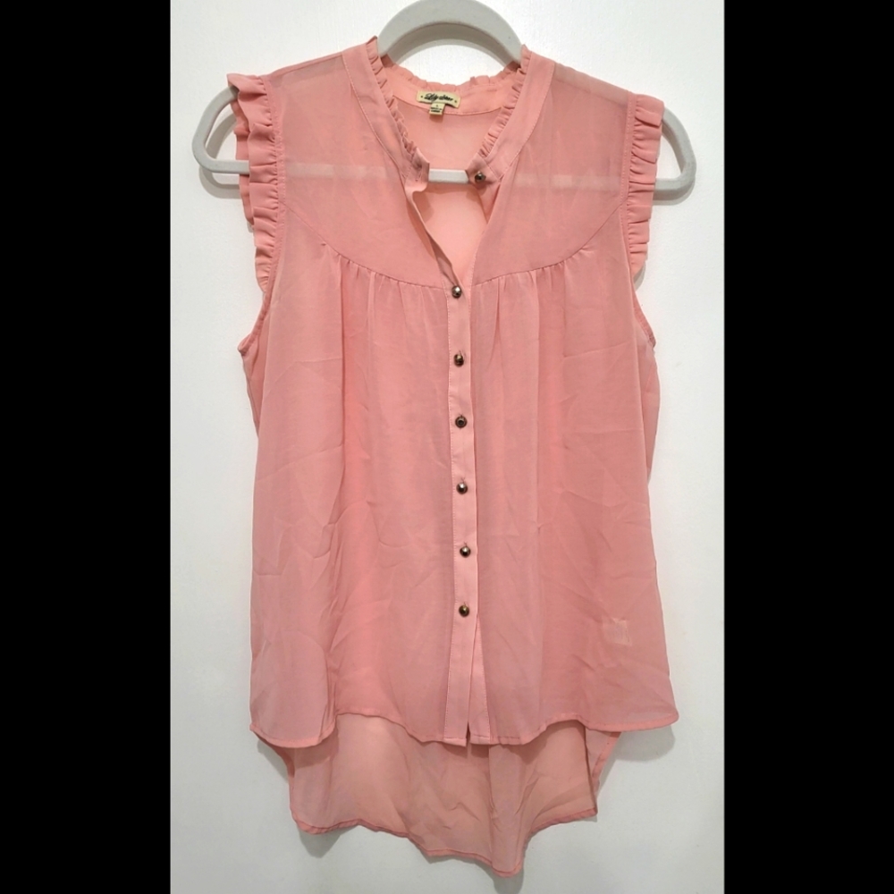 Sleeveless pink blouse